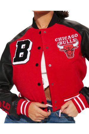 Women’s Chicago Bulls Cropped Varsity Jacket