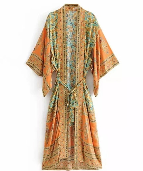 Yellowstone Beth Dutton Floral Robe 2 Kelly-Reilly-Yellowstone-Beth-Dutton-Robe__54735