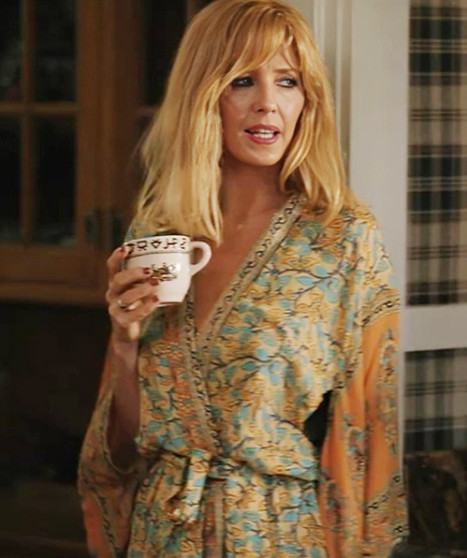 Yellowstone Beth Dutton Floral Robe 1 Kelly-Reilly-Yellowstone-Floral-Robe__13148