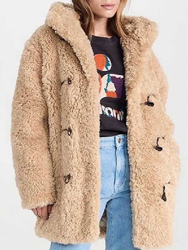 Lily_Collins_Emily_in_Paris_S02_Sherpa_Jacket_for_women__41102