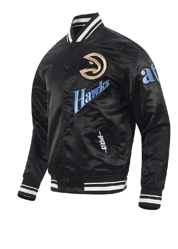 Men's Atlanta Hawks Pro Standard Black 2024/25 City Edition Satin Full-Snap Jacket 2 Men's Atlanta Hawks Pro Standard Black 2024/25 City Edition Satin Full-Snap Jacket-2