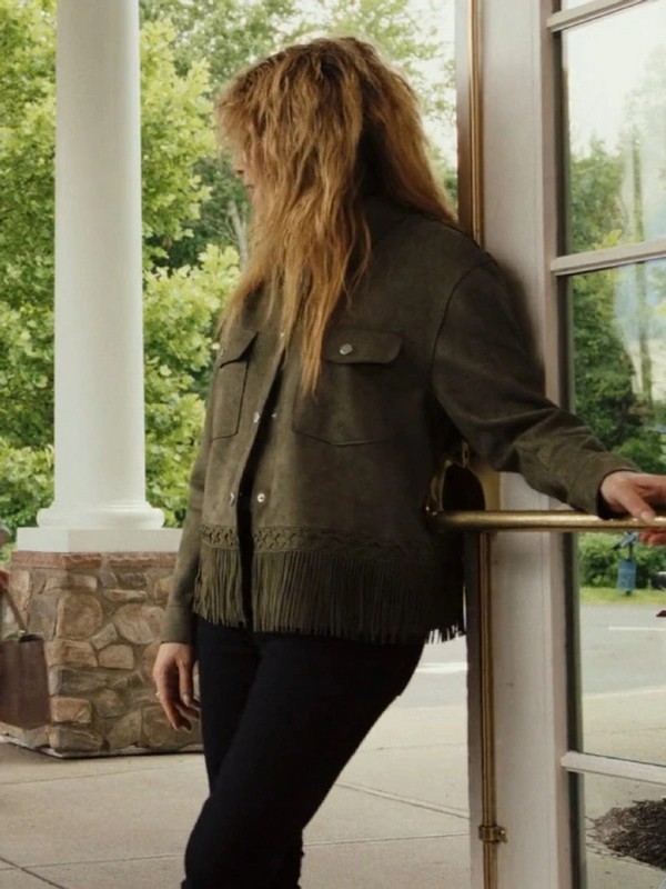 Natasha_Lyonne_TV_Series_Poker_Face_2023_Charlie_Cale_Green_Suede_Fringe_Jacket__76046