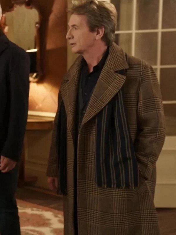 Oliver_Putnam_Only_Murders_in_the_Building_S02_Ep06_Coat_for_men__88852