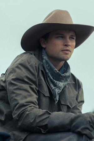 Yellowstone 1923 TV Series 2022 Darren Mann Grey Jacket