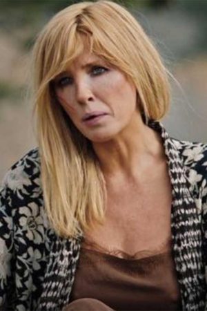 Yellowstone_S04_Kelly_Reilly_Kimono_Cardigan__53927