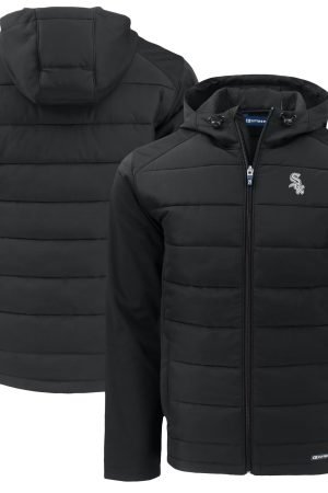 This eco-conscious jacket is crafted from an average of 20 recycled plastic bottles, allowing you to show your team spirit while making a positive impact on the environment.