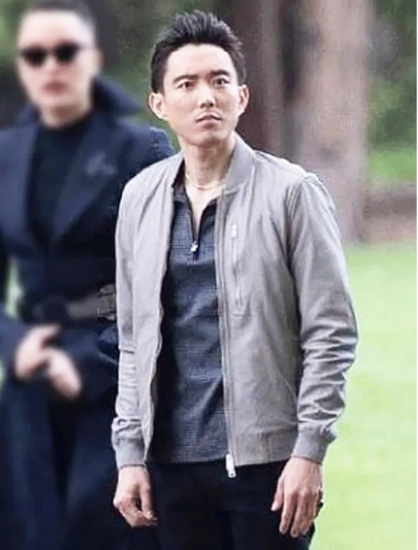 The Umbrella Academy Ben Hargreeves Bomber Jacket 1 umbrella_3__12537